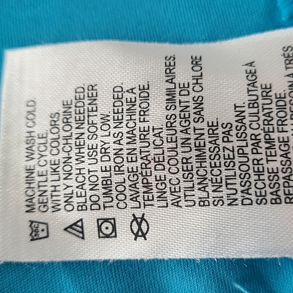 2/$20 M Spalding speed dri top - Picture 7 of 7